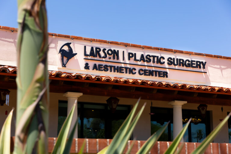 Exterior shot of plastic surgery office where patients can get gynecomastia surgery near Oro Valley, AZ